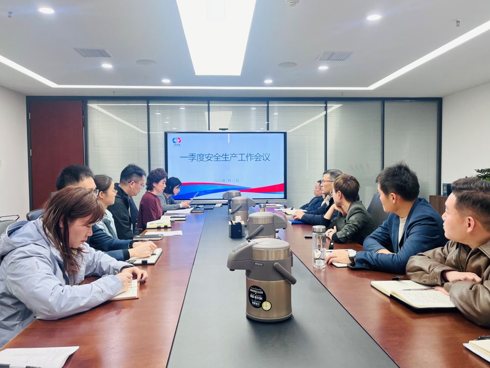 06f7910960319478d3fbf469816b5e2